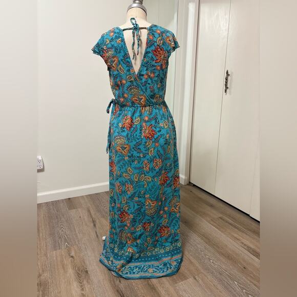 Band of the Free Woman's Blue Floral Bohemian V-Neck Wrap Maxi Dress Small - Picture 3 of 7